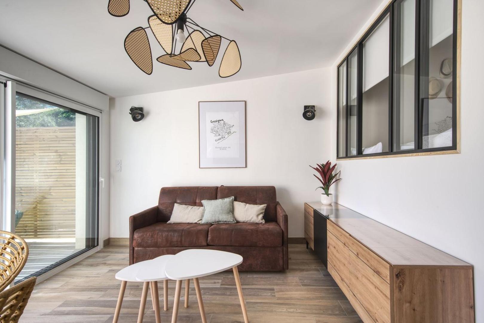 Apartment Emeraude ~ Jardin ~ Parking ~ Climatisation Nîmes