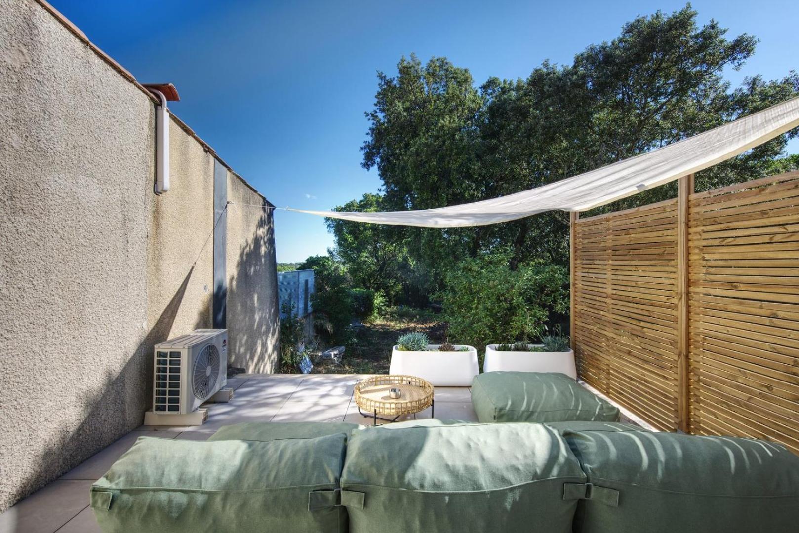 Emeraude ~ Jardin ~ Parking ~ Climatisation Apartment Nîmes