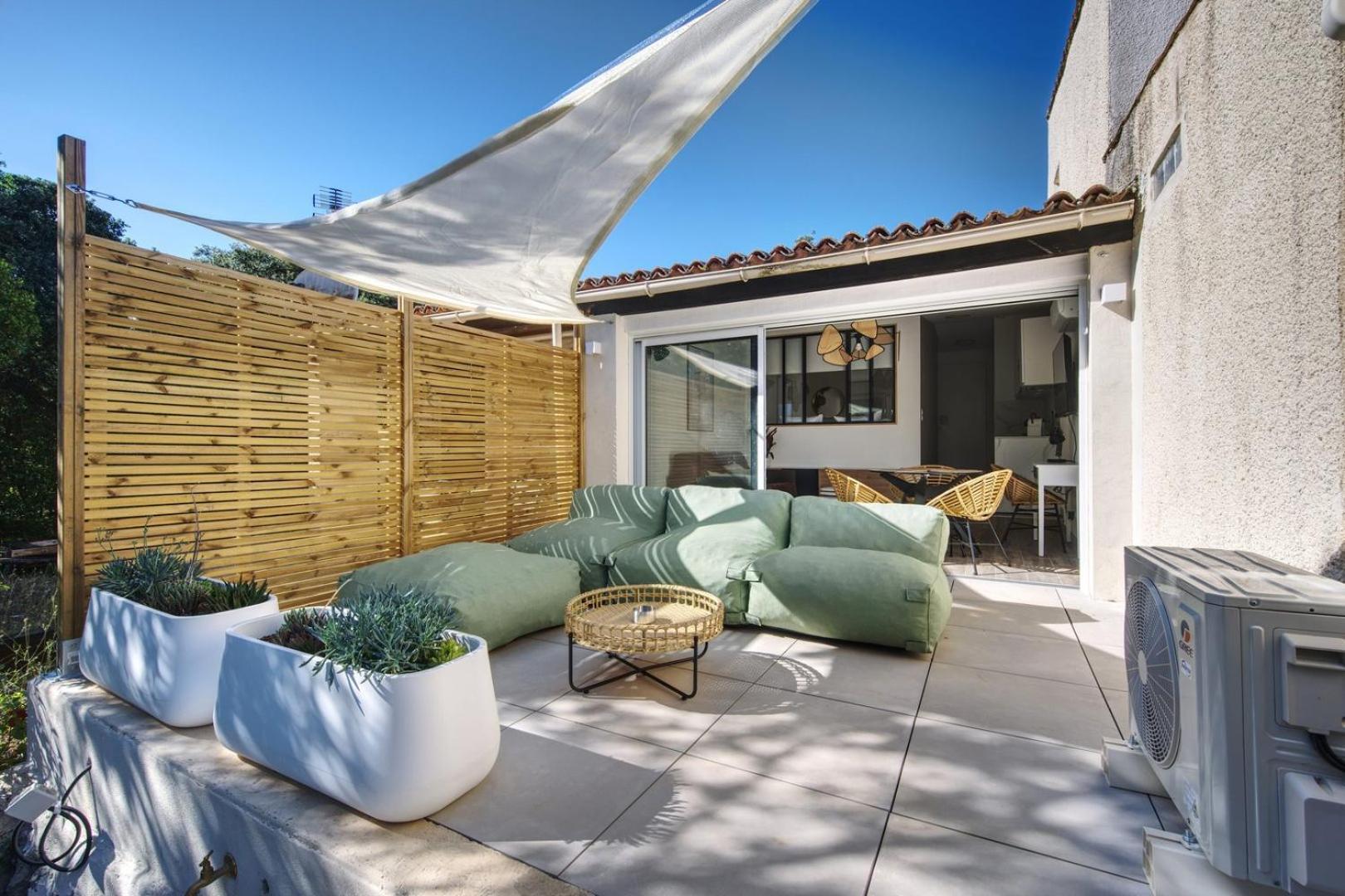 Emeraude ~ Jardin ~ Parking ~ Climatisation *